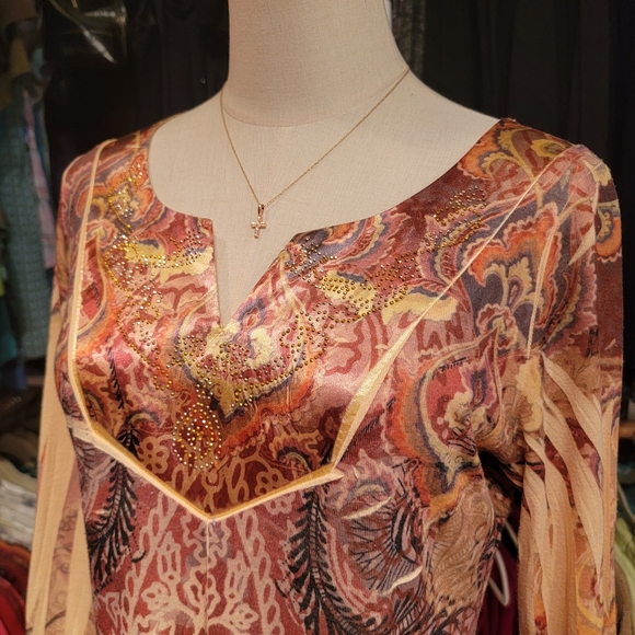 ONEWORLD ♡ Gorgeous Orange|Redish|Black|Tan Graphic Embellished Babydoll Top PL - Picture 5 of 17